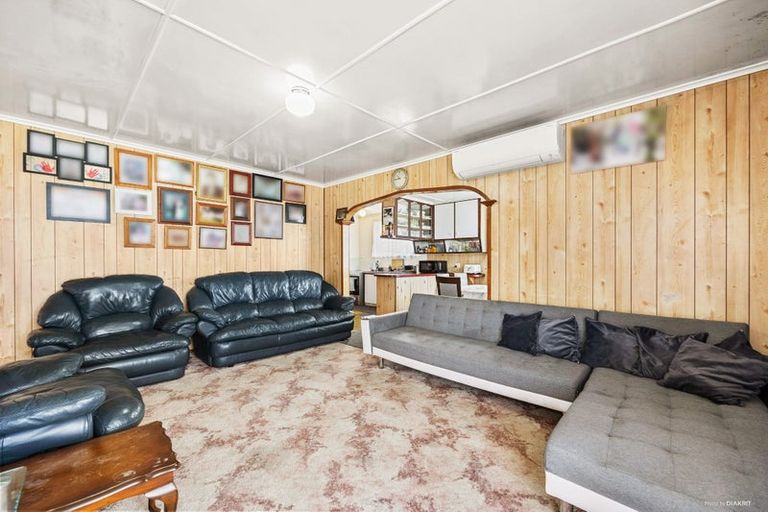 Photo of property in 52 Friesian Drive, Mangere, Auckland, 2022