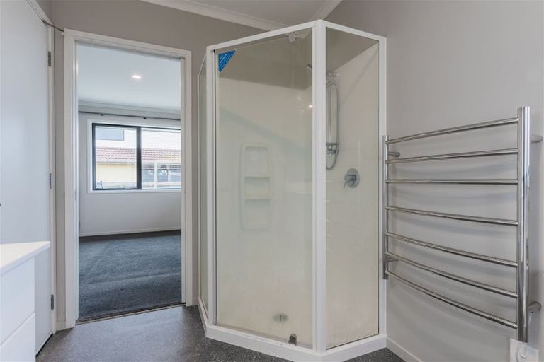 Photo of property in 130 Rowses Road, Aranui, Christchurch, 8061
