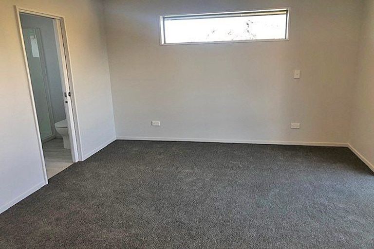 Photo of property in 4 Grey View Grove, Rangiora, 7400