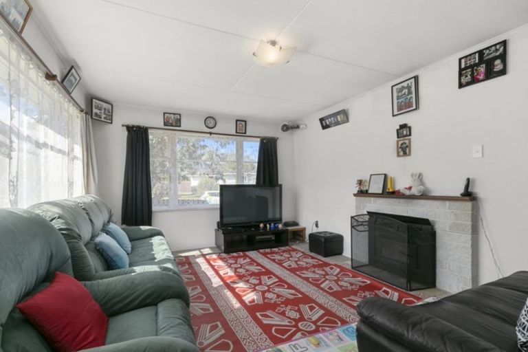 Photo of property in 35 Frederick Street, Wainuiomata, Lower Hutt, 5014