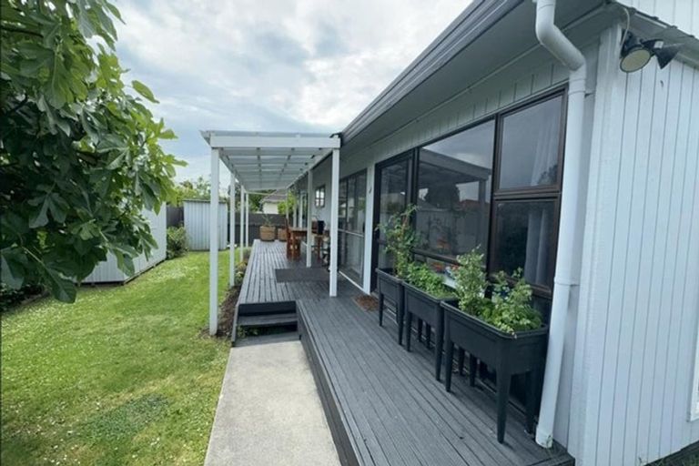 Photo of property in 910a Grove Road, Mayfair, Hastings, 4122