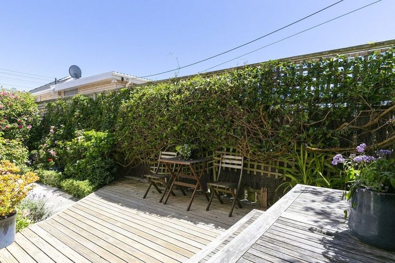 Photo of property in 26a Hobart Street, Miramar, Wellington, 6022