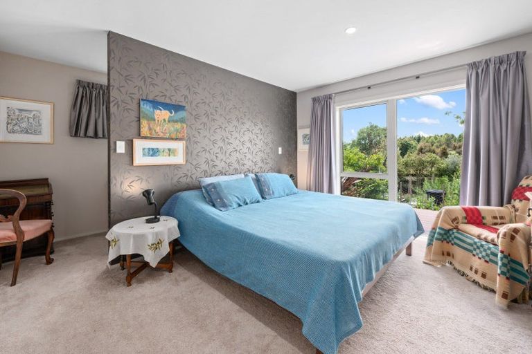 Photo of property in 98 Kinloch Road, Kinloch, Taupo, 3377