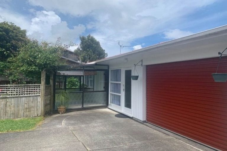 Photo of property in 1/533 Weymouth Road, Weymouth, Auckland, 2103