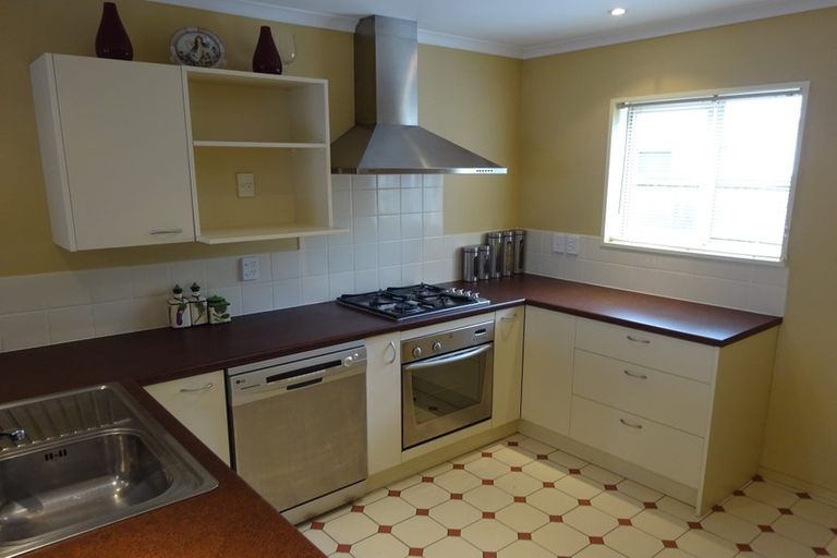 Photo of property in 42c Picton Avenue, Riccarton, Christchurch, 8011