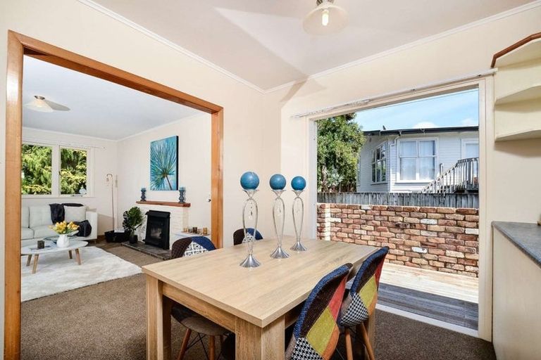 Photo of property in 24 Helena Street, Massey, Auckland, 0614