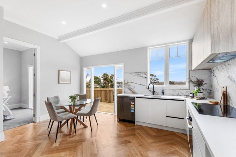 Photo of property in 94 Calliope Road, Stanley Point, Auckland, 0624