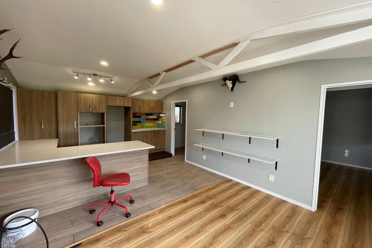 Photo of property in 85 Santiago Crescent, Unsworth Heights, Auckland, 0632