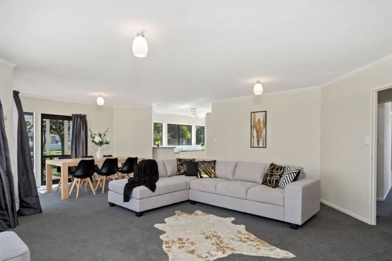 Photo of property in 676 Gloucester Road, Papamoa Beach, Papamoa, 3118