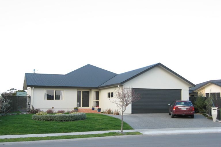 Photo of property in 11 Washington Place, Havelock North, 4130