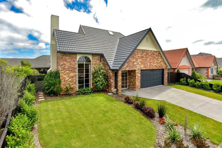 Photo of property in 1 Evenwood Place, Waimairi Beach, Christchurch, 8083