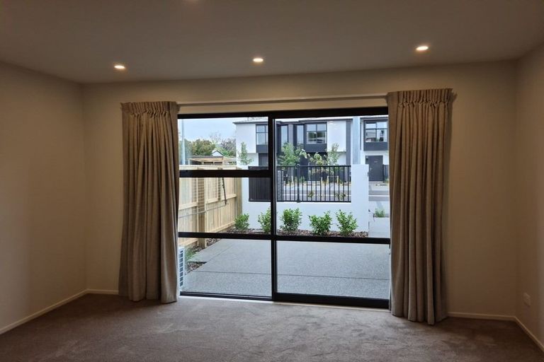 Photo of property in 2/165 Cranford Street, St Albans, Christchurch, 8014