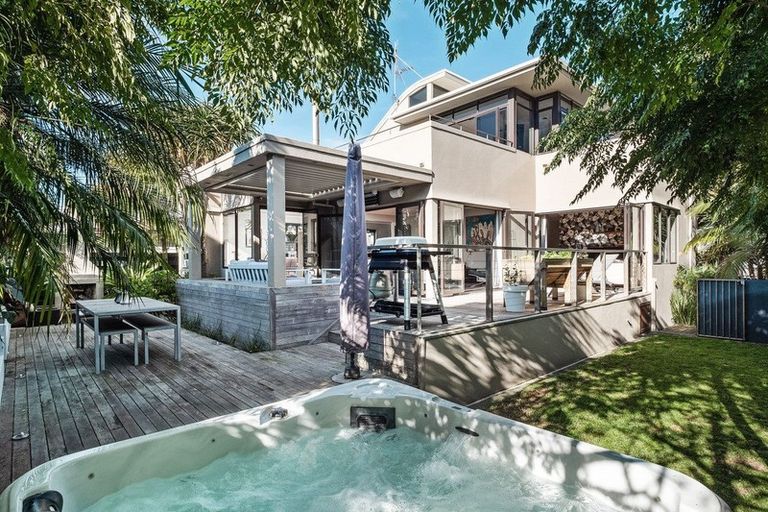 Photo of property in 91 Muricata Avenue, Mount Maunganui, 3116