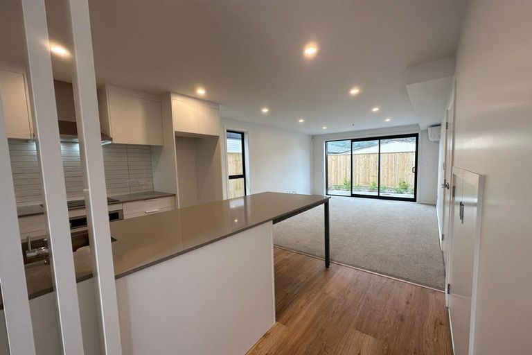 Photo of property in 3/27 Main Road, Wainuiomata, Lower Hutt, 5014