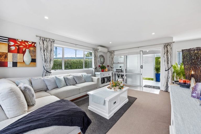 Photo of property in 29 Brigitte View, Snells Beach, 0920