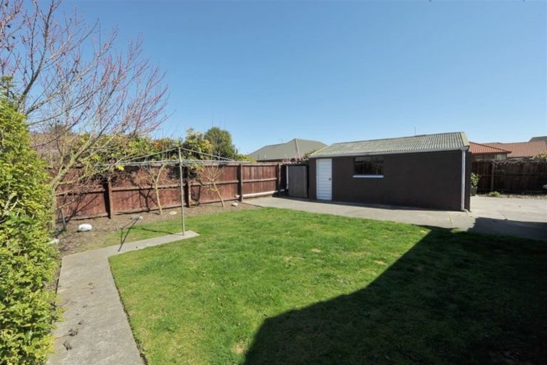 Photo of property in 37 Monaghan Street, Northwood, Christchurch, 8051