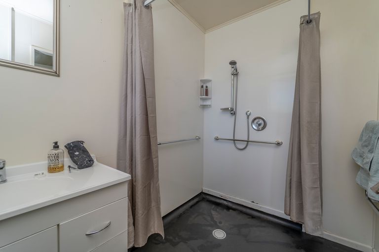 Photo of property in 49b Mcmaster Street, Greytown, 5712