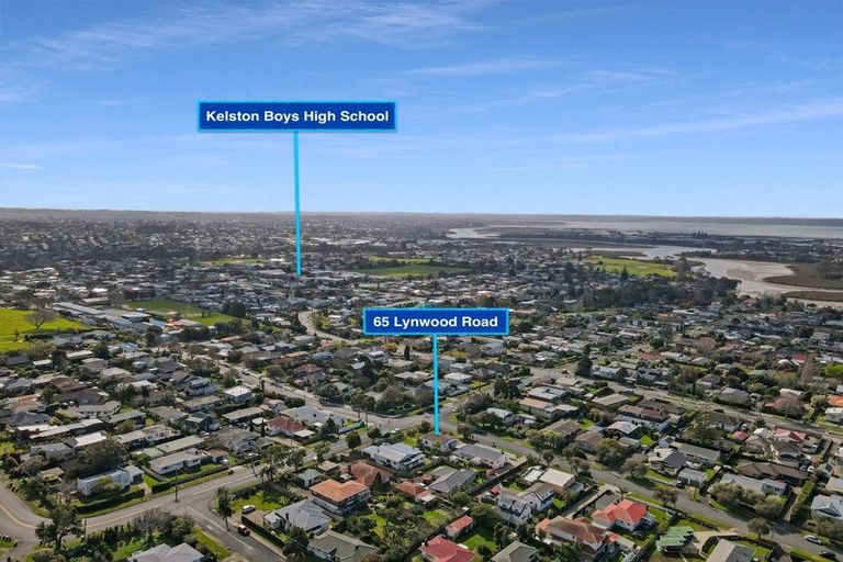 Photo of property in 65 Lynwood Road, New Lynn, Auckland, 0600
