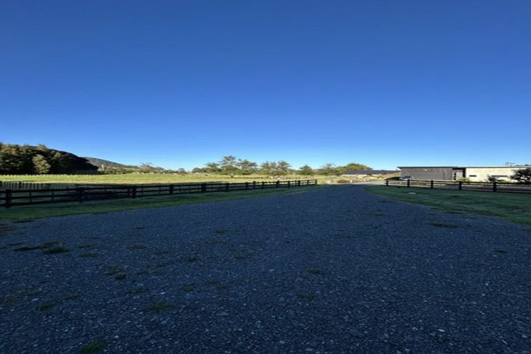 Photo of property in 23 Thomas Elmsley Way, Maungatapere, 0179