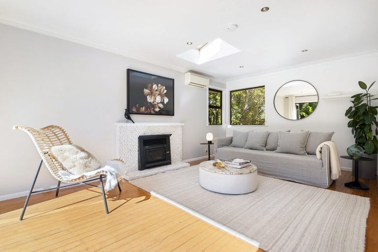 Photo of property in 7 Brussells Place, Birkenhead, Auckland, 0626