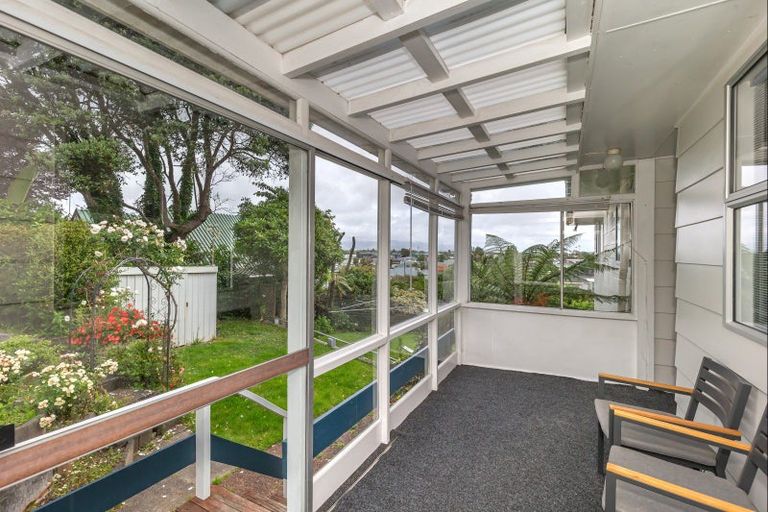 Photo of property in 27 Lancaster Street, Levin, 5510