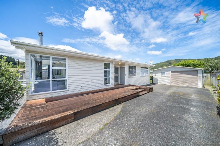 Photo of property in 3 Karamea Grove, Wainuiomata, Lower Hutt, 5014