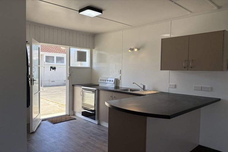 Photo of property in 2/456 Aberdeen Road, Te Hapara, Gisborne, 4010