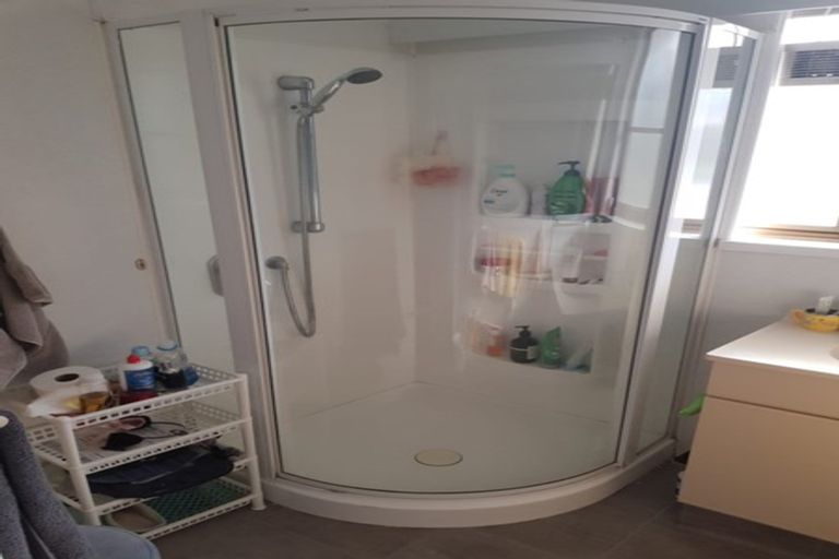 Photo of property in 2/175 Birkenhead Avenue, Birkenhead, Auckland, 0626