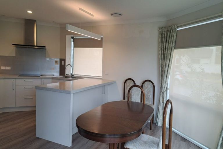 Photo of property in 3 Dunmurry Place, Casebrook, Christchurch, 8051