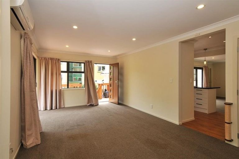 Photo of property in 163 Glenmore Street, Kelburn, Wellington, 6012