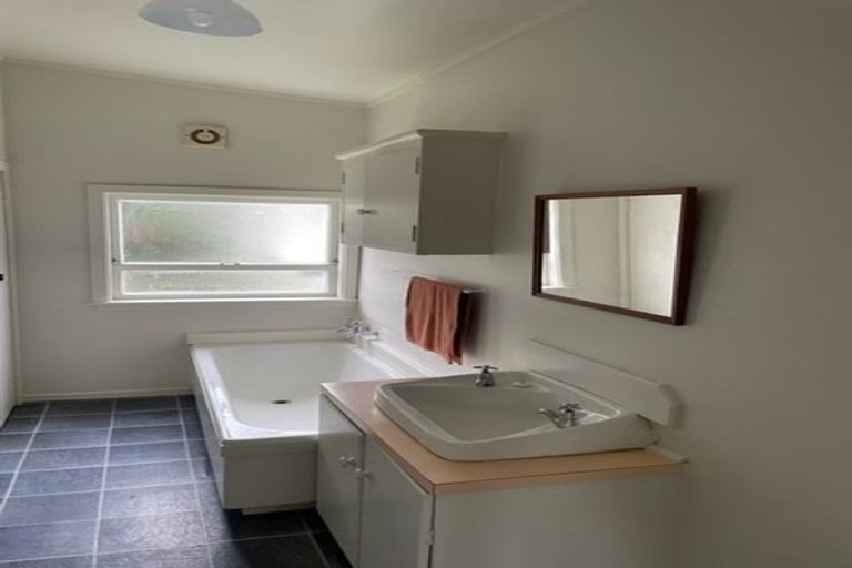 Photo of property in 23 Rutene Road, Kaiti, Gisborne, 4010
