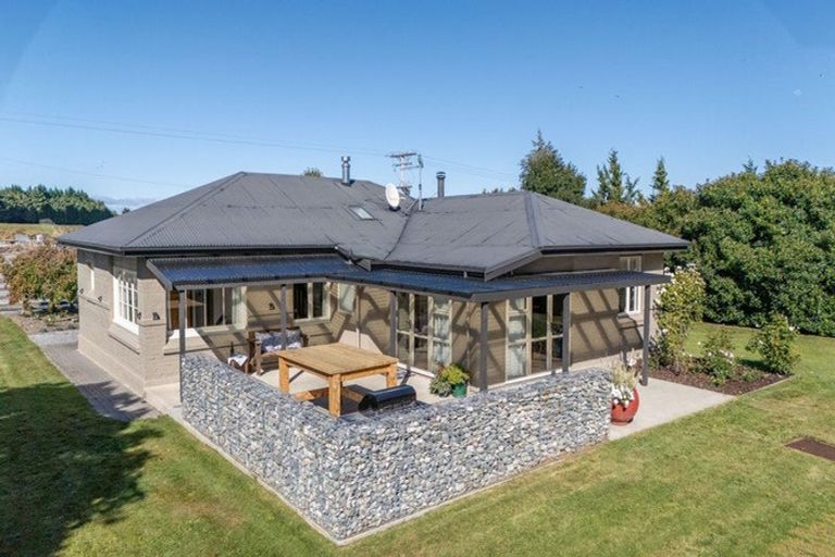 Photo of property in 566 Lauder-matakanui Road, Omakau, 9376