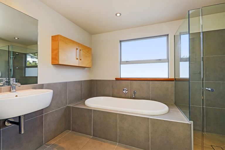 Photo of property in 20 Burbury Ridge, Havelock North, 4130
