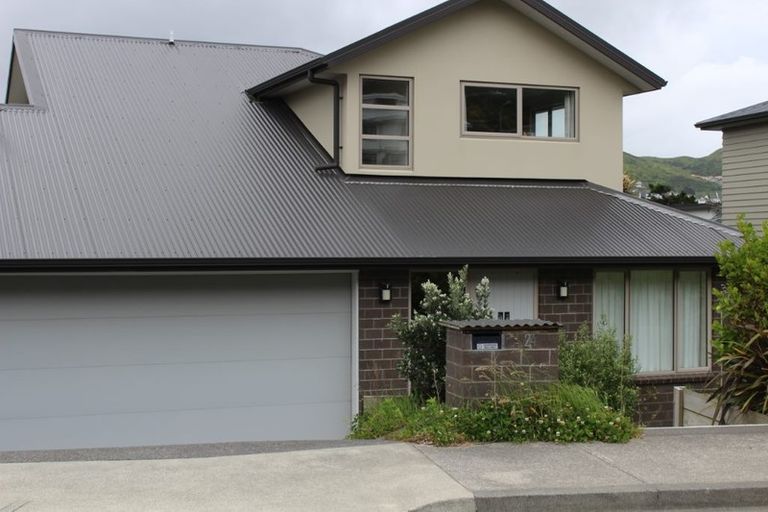 Photo of property in 24 Cresswell Place, Johnsonville, Wellington, 6037