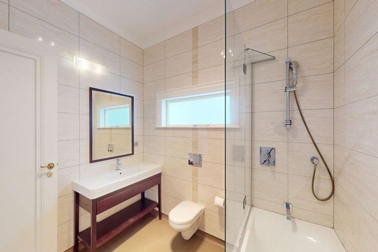 Photo of property in 30a Wright Street, Mount Cook, Wellington, 6021