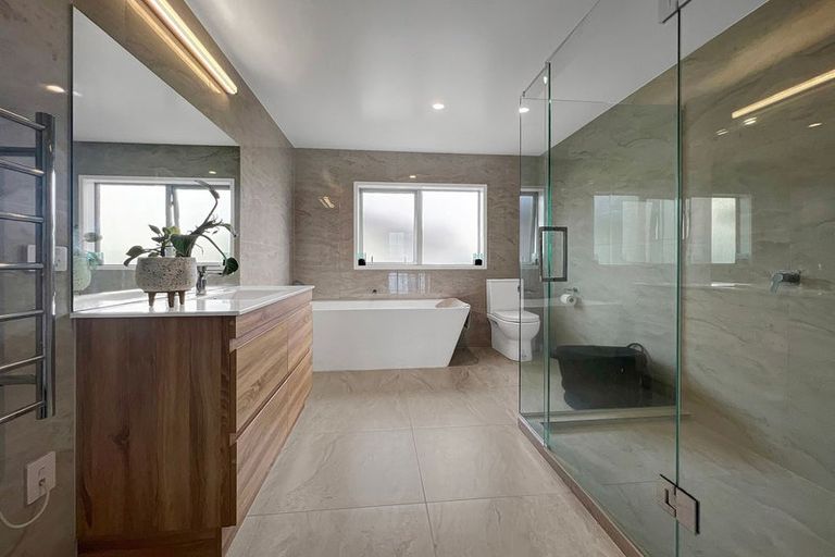 Photo of property in 3 Ringi Lane, Orewa, 0931