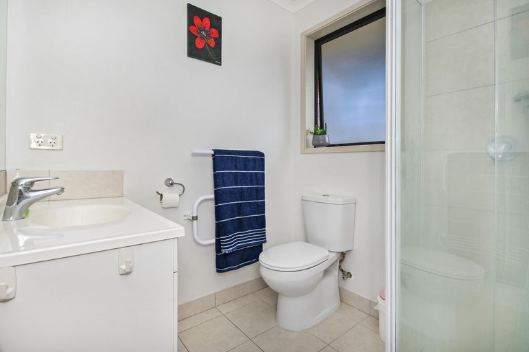 Photo of property in 6 Mcainch Place, Te Kamo, Whangarei, 0112