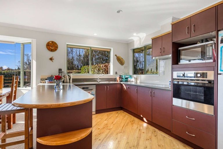 Photo of property in 86 Totara View Road, Wakefield, 7095