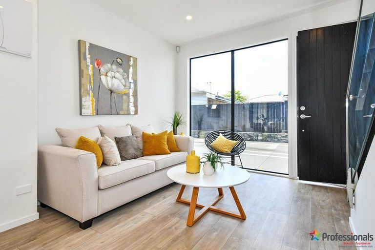 Photo of property in 9b Coates Road, Papatoetoe, Auckland, 2025