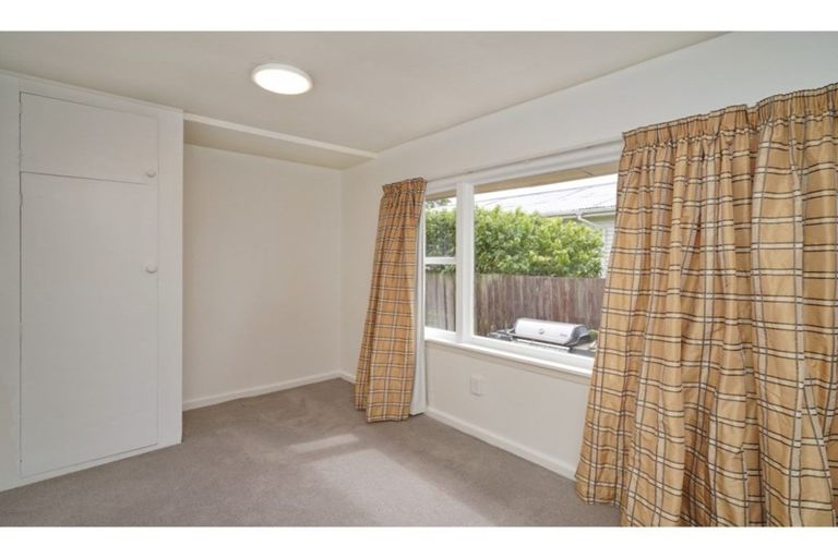 Photo of property in 47 Aorangi Road, Bryndwr, Christchurch, 8053
