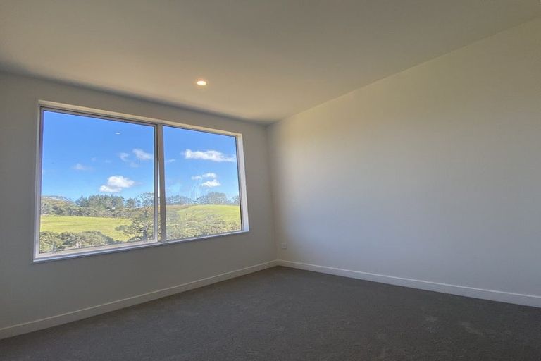 Photo of property in 69 Biokovo Street, Massey, Auckland, 0614