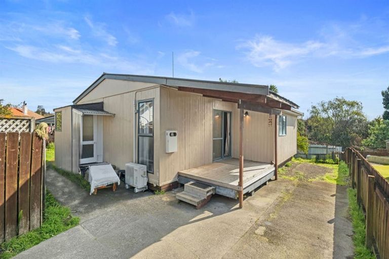 Photo of property in 6 Harris Street, Te Puke, 3119
