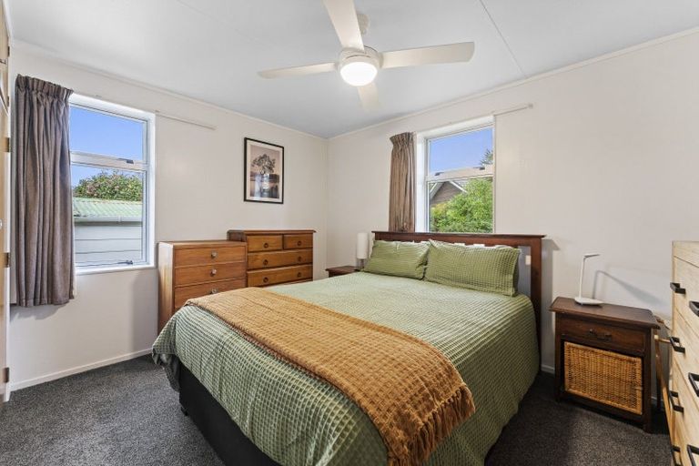 Photo of property in 23 Kereru Street, Two Mile Bay, Taupo, 3330