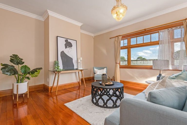 Photo of property in 52 North Street, Palmerston North, 4410