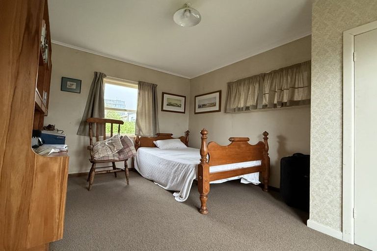 Photo of property in 12 Crete Avenue, Milford, Auckland, 0620