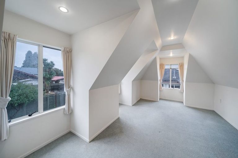 Photo of property in 48b Steadman Road, Broomfield, Christchurch, 8042