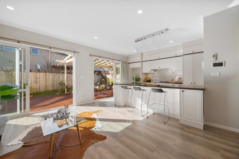 Photo of property in 5 Creggan Crescent, Flat Bush, Auckland, 2019