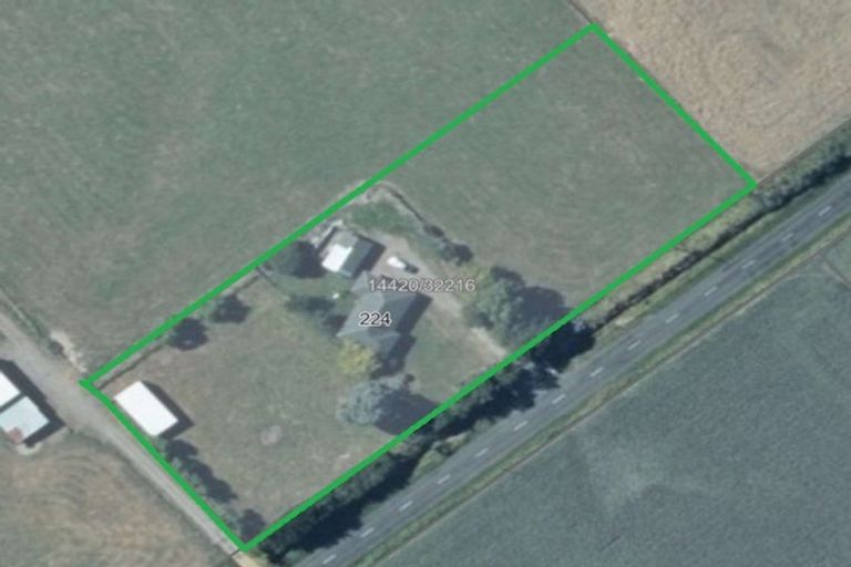 Photo of property in 224 Aranui Road, Kairanga, Palmerston North, 4475