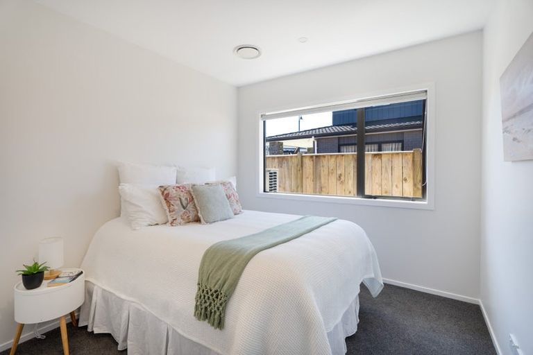 Photo of property in 23 Queen Charlotte Drive, Aotea, Porirua, 5024