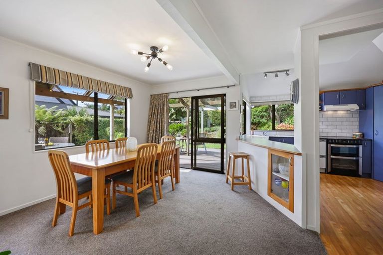 Photo of property in 2/1a Basilton Close, Bucklands Beach, Auckland, 2012